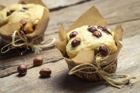 RECIPE MAIN IMAGE Muffins aux éclats de chocolat et de noisettes