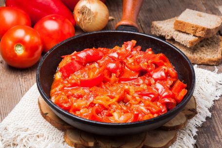 RECIPE MAIN IMAGE Poivrons et tomates à l\'italienne