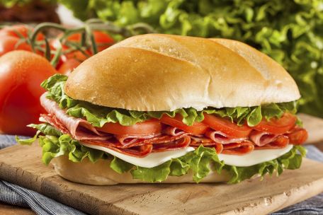 RECIPE MAIN IMAGE Petit sandwich estival