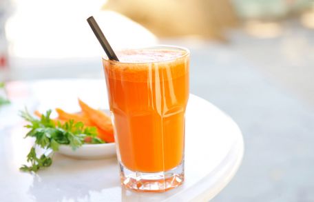 RECIPE MAIN IMAGE Cocktail carotte-orange