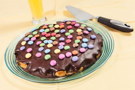 RECIPE MAIN IMAGE Gâteau au chocolat et smarties