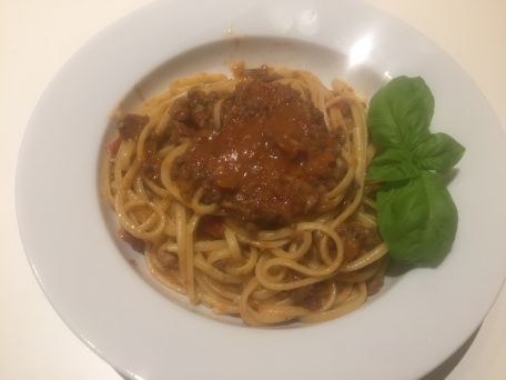 RECIPE MAIN IMAGE Spaghetti à la bolognaise