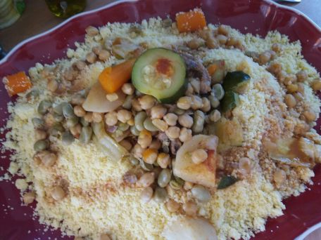 RECIPE MAIN IMAGE Couscous marocain aux fèves sans gluten