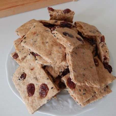 RECIPE MAIN IMAGE Biscuits au sésame et raisins secs