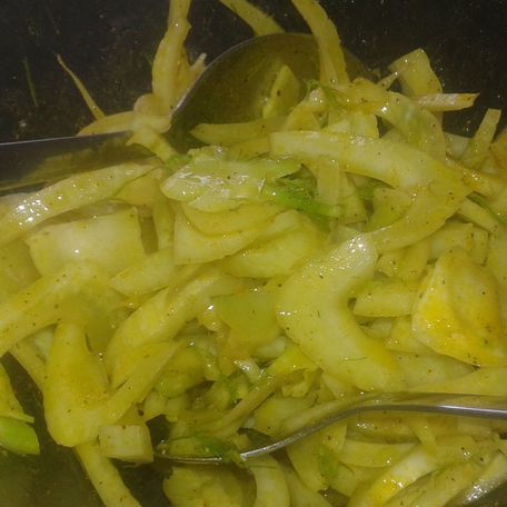 RECIPE MAIN IMAGE Salade de fenouil au curry 