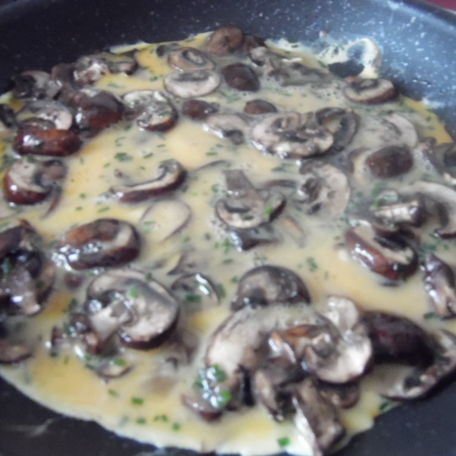 RECIPE MAIN IMAGE Omelette aux champignons