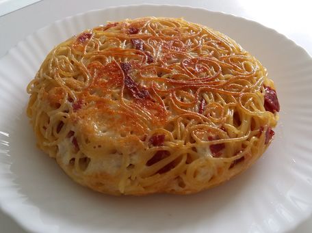 RECIPE MAIN IMAGE Frittata di spaghetti (omelette de pâtes)