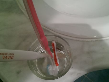 ADVICE MAIN IMAGE Désinfecter les brosses à dents