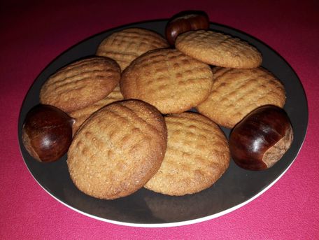 RECIPE MAIN IMAGE Biscuits amandes et crème de marrons