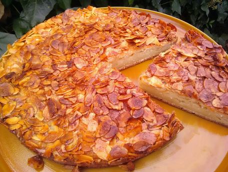 Recette Gateau Dore Moelleux Aux Amandes Et Miel Contenu