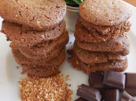RECIPE MAIN IMAGE Cookies au chocolat et au pralin