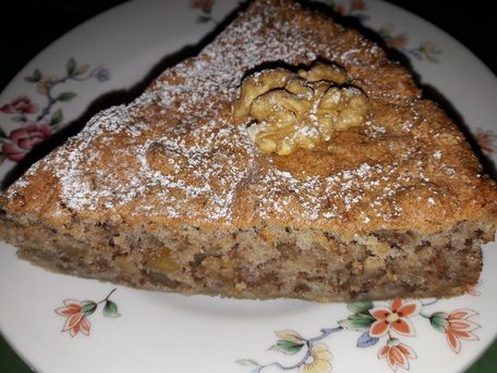 RECIPE MAIN IMAGE Gâteau aux noix