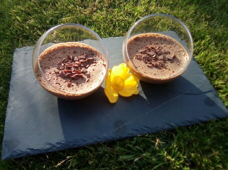 RECIPE MAIN IMAGE Mousse au chocolat veggie et anti-gaspi (sans oeufs)