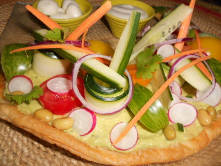 RECIPE MAIN IMAGE Tarte-art de légumes crus.