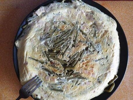 RECIPE MAIN IMAGE Omelette jambon cuit à la broche herta aux haricots vert 