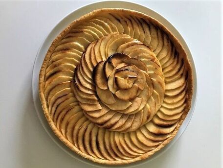RECIPE MAIN IMAGE Tarte aux pommes et compote de pommes 