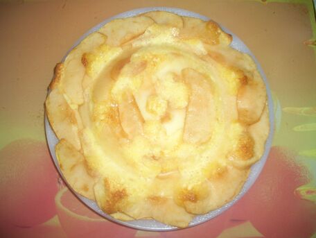 RECIPE MAIN IMAGE Gâteau ensoleillé pommes ananas