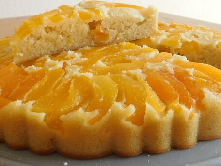 RECIPE MAIN IMAGE Gâteau aux deux abricots.