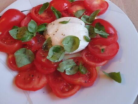 RECIPE MAIN IMAGE Salade de tomate, mozzarella