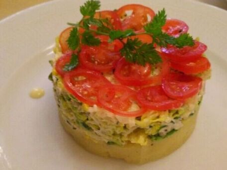 RECIPE MAIN IMAGE Salade crabe endives sur sa purée de pommes de terre