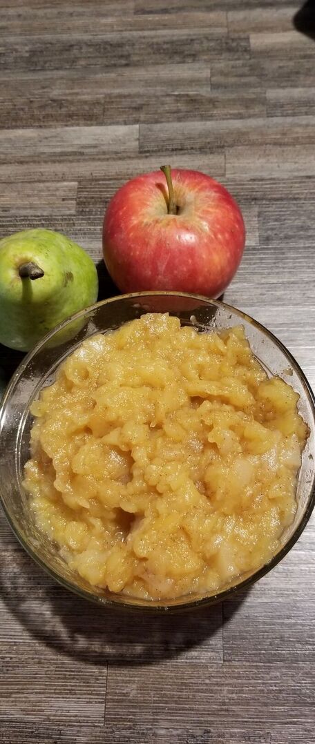 RECIPE MAIN IMAGE Compote pomme poire à la vanille et à la cannelle