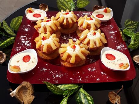 RECIPE MAIN IMAGE Muffins garnis à l'ananas