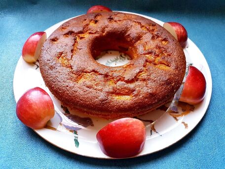 RECIPE MAIN IMAGE Gâteau couronne aux pommes