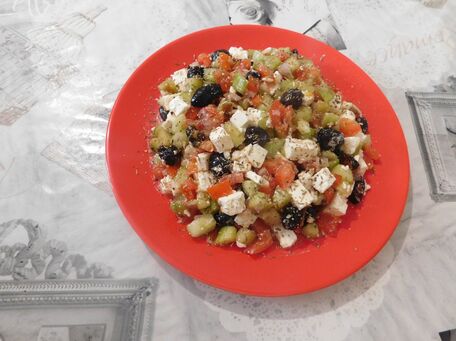 RECIPE MAIN IMAGE Salade Grecque
