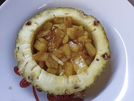 RECIPE MAIN IMAGE Ananas caramélisé dans Ananas frais