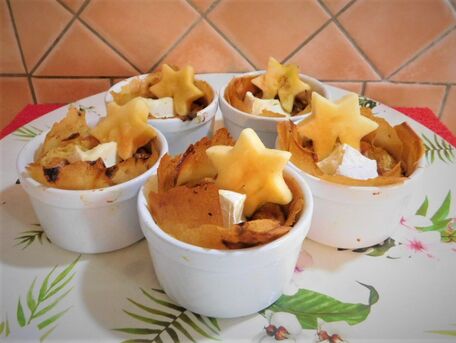 RECIPE MAIN IMAGE Soufflés Normands Camembert Pomme en Feuilles de Brick
