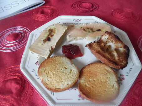 RECIPE MAIN IMAGE Terrine de foie gras à ma façon, pour mon papounet
