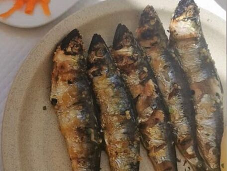 RECIPE MAIN IMAGE Les sardines grillées