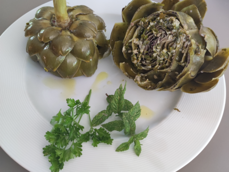 RECIPE MAIN IMAGE ARTICHAUTS A LA ROMAINE