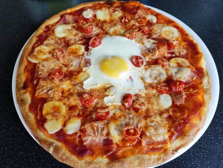 RECIPE MAIN IMAGE Pizza jambon-oeuf
