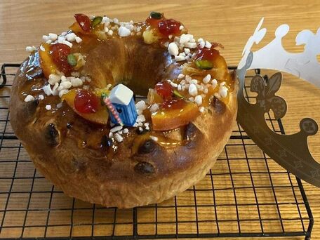 RECIPE MAIN IMAGE Brioche des rois traditionnelle aux fruits confits