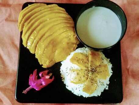 RECIPE MAIN IMAGE Riz gluant à la mangue et au lait de coco