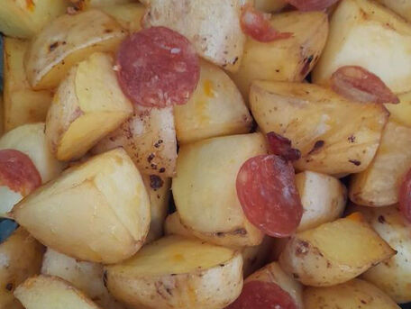 RECIPE MAIN IMAGE Des Pommes de terre au chorizo