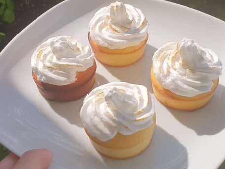 RECIPE MAIN IMAGE Cupcakes citron meringué