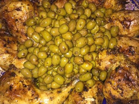 RECIPE MAIN IMAGE Poulet aux olives vertes 