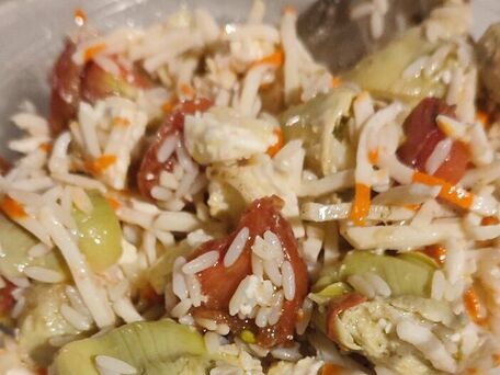 RECIPE MAIN IMAGE Salade surimi, légumes,riz et féta 