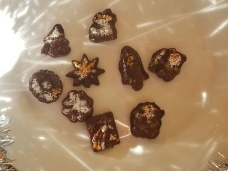 RECIPE MAIN IMAGE Petits chocolats de Noël 