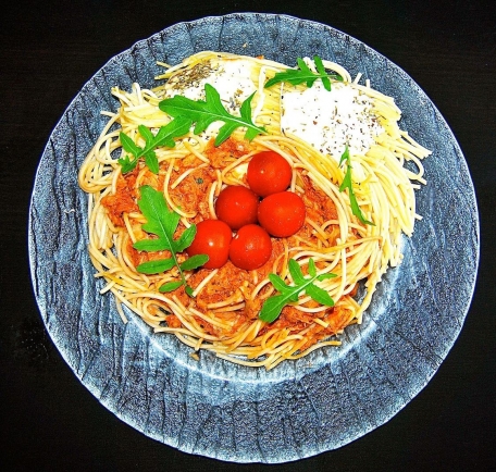 RECIPE MAIN IMAGE Spaghettis bolognaises de Noel