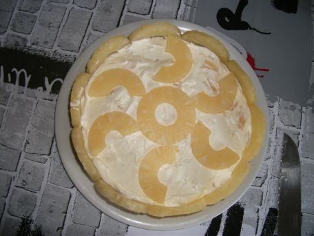 RECIPE MAIN IMAGE Gâteau frais au yaourt  à l\'ananas
