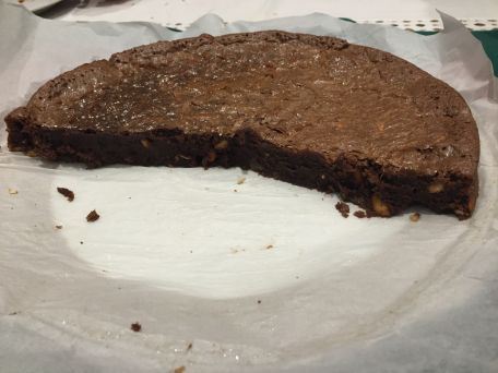 RECIPE MAIN IMAGE Brownie aux cacahuètes, chocolat et crème de marron