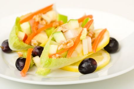 RECIPE MAIN IMAGE Salade vitaminée aux carottes et endives