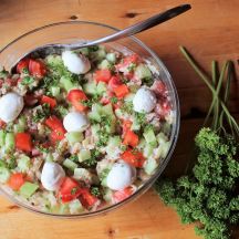 Salade fraîcheur aux billes de mozzarella