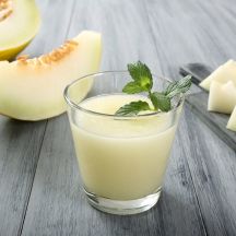 Milk-shake au melon et à la menthe