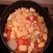Soupe de légumes au curcuma