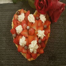 Coeur d'amour aux fraises et son croustillant de nutella