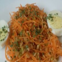 Salade de risoni et carottes rapèes.